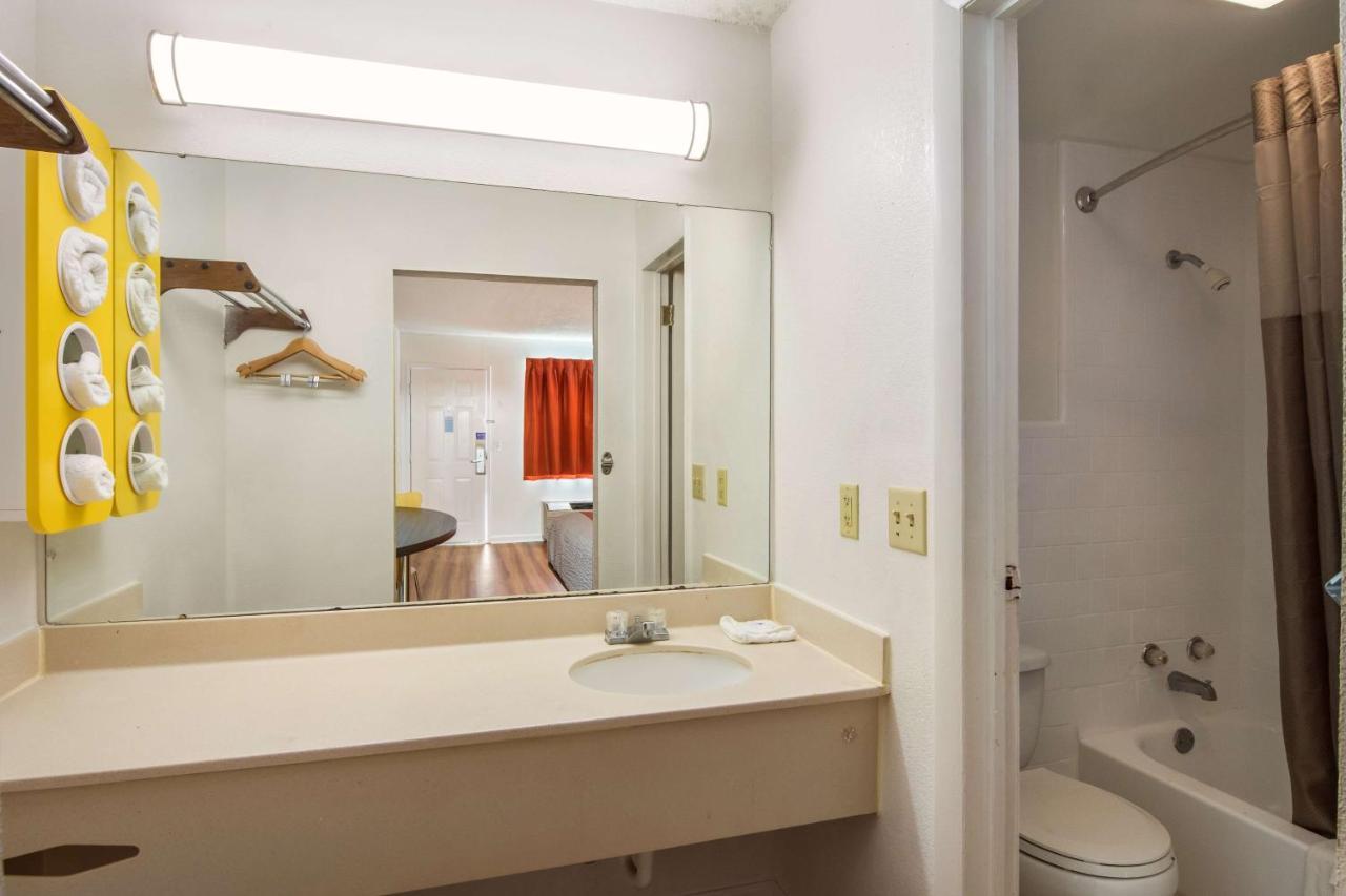 Motel 6-Warner Robins, Ga Eksteriør bilde