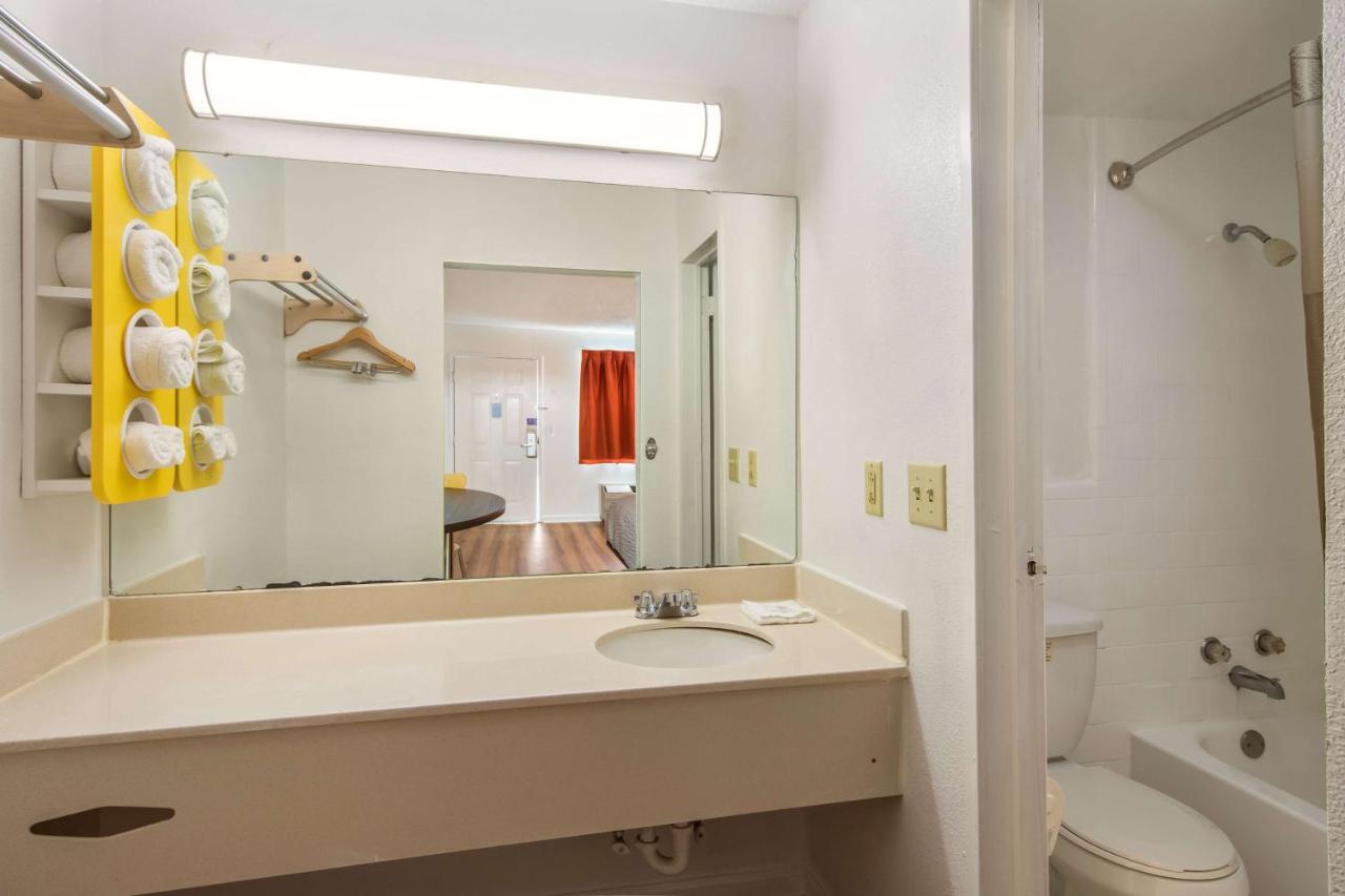 Motel 6-Warner Robins, Ga Eksteriør bilde
